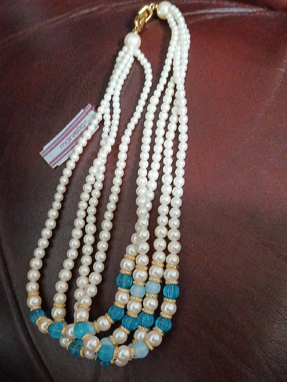 TWO Vintage Blue and White Necklaces - One NWT, other Cameo - Picture 5 of 9